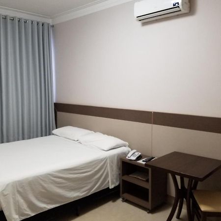 Hotel Cadori Paicandu Eksteriør billede